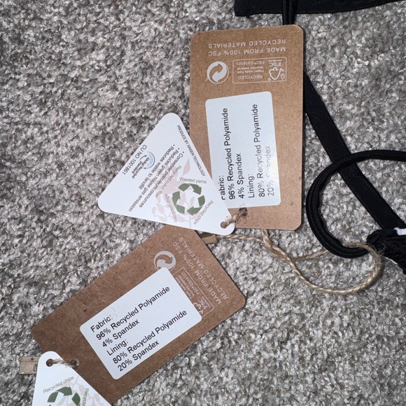 Bikini - Picture 4 of 6